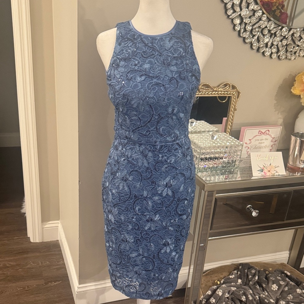Vince Camuto Blue Floral Midi Dress